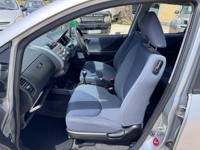 HONDA JAZZ SE 1.3 DSI UK RHD IN SPAIN ONLY 53000 MILES SUPERB LONG MOT 2004